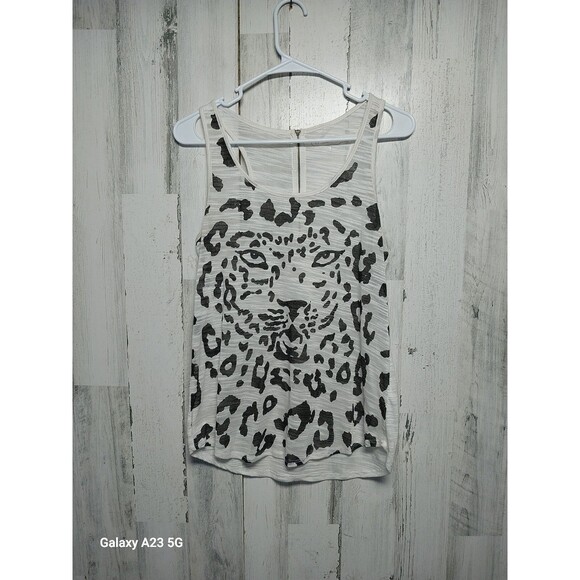 Maurices Size Medium White Leopard Tank Top Back Zip - Picture 1 of 6